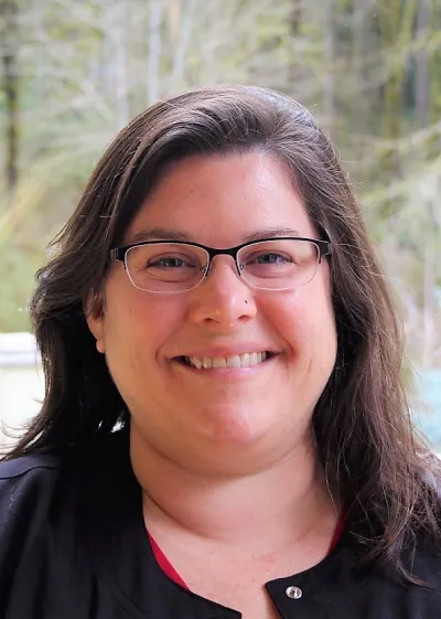 Portrait of Jen Clason